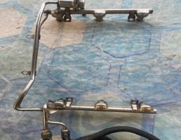 Топливная рампа для Audi A6 / C5 (1997-2004)  запчасти бу