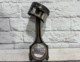 Поршень в сборе с шатуном для Audi A4 / B6 (2000-2004)  запчасти бу