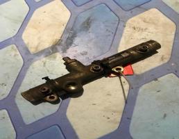 Топливная рампа для VW Touareg 1 (2002-2007)  запчасти бу