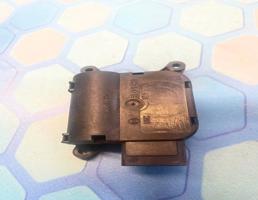 Моторчик заслонки печки (сервопривод) для Audi A6 / C6 4F (2004-2011)  запчасти бу