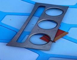 Накладка декоративная на торпедо для VW Passat B6 (2005-2010)  запчасти бу