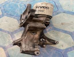 Корпус масляного фильтра для Skoda Yeti (2014-)  запчасти бу