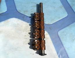 Ось коромысел для Audi A8 / D4 / 4E (2003-2010)  запчасти бу