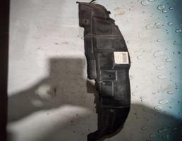 Пыльник крыла для Audi A4 / B5 (1994-2001)  запчасти бу