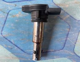 Катушка зажигания  для VW Passat B6 (2005-2010)  запчасти бу