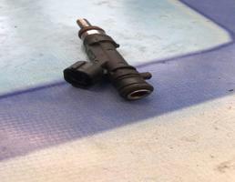 Форсунка топливная бензиновая для Audi A6 / C6 4F (2004-2011)  запчасти бу