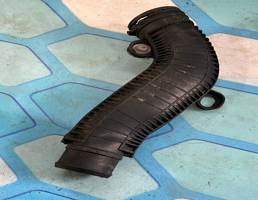 Патрубок интеркулера для VW Passat CC (2008-)  запчасти бу