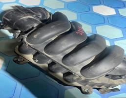 Коллектор впускной для VW Golf V (2003-2009)  запчасти бу