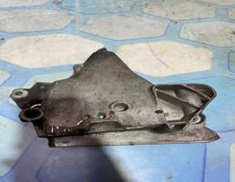 Кронштейн двигателя правый для Audi A3 / 8P1 (2003-2013)  запчасти бу