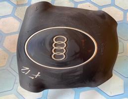 Подушка безопасности в руль 4 спицы для Audi A4 / B6 (2000-2004)  запчасти бу