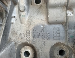 Кронштейн генератора для VW Passat B6 (2005-2010)  запчасти бу