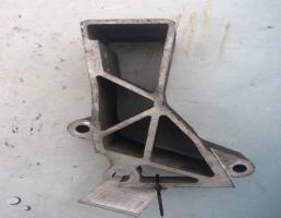 Кронштейн двигателя для Volvo XC90 (2002-2015)  запчасти бу