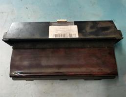 Пепельница передняя  для Audi A8 / D2 / 4D (1994-1998)  запчасти бу