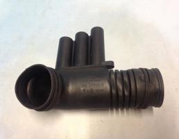 Патрубок воздуховод ДВС для VW Golf VII (2012-2017)  запчасти бу