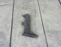 Кронштейн (сопут. товар) для VW Passat B6 (2005-2010)  запчасти бу