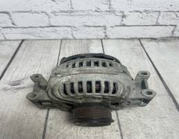 Генератор для Audi A4 / B8 (2007-2015)  запчасти бу