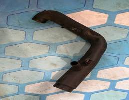 Патрубок воздуховод ДВС для VW Passat B6 (2005-2010)  запчасти бу