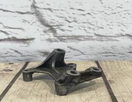 Кронштейн (сопут. товар) для Skoda Octavia / A5 1Z / (2004-2013)  запчасти бу