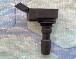 Катушка зажигания  для VW Golf VII (2012-2017)  запчасти бу