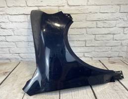 Крыло переднее правое для VW Touareg 1 (2002-2007)  запчасти бу