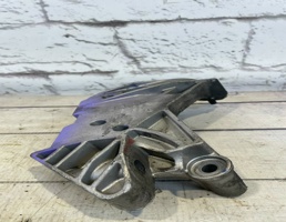 Кронштейн опоры двигателя для VW Passat CC (2008-)  запчасти бу