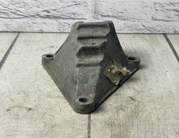 Опора двигателя для Audi A8 / D2 / 4D (1994-1998)  запчасти бу