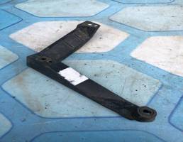 Направляющая бампера задняя левая для VW Touareg 1 (2002-2007)  запчасти бу