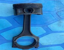 Поршень в сборе с шатуном для Audi A6 / C5 (1997-2004)  запчасти бу