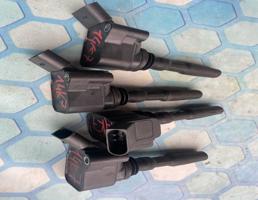 Катушка зажигания  для VW Golf VII (2012-2017)  запчасти бу