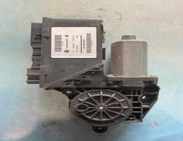 Моторчик стеклоподъемника задний левый для VW Touareg 1 (2002-2007)  запчасти бу