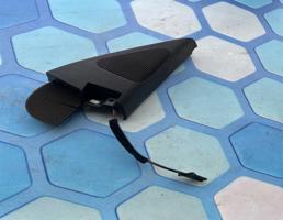 уголок пищалка правая для VW Tiguan 1 (2007-2011)  запчасти бу