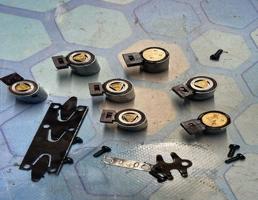 Соленоид комплект для Audi A3 / 8L1 (1996-2003)  запчасти бу