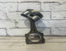 Поршень в сборе с шатуном для Audi A4 / B6 (2000-2004)  запчасти бу