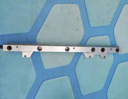 Топливная рампа для Volvo S80 II (2006-2016)  запчасти бу