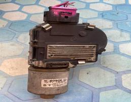 Моторчик стеклоочистителя передний для VW Touareg 1 (2002-2007)  запчасти бу