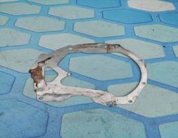 Пластина промежуточная для Audi A4 / B8 (2007-2015)  запчасти бу