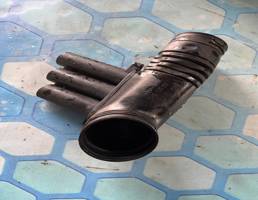 Патрубок воздуховод ДВС для VW Golf VII (2012-2017)  запчасти бу