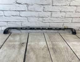 Направляющая бампера задняя левая для VW Passat B6 (2005-2010)  запчасти бу