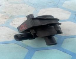 Насос водяной дополнительный для Skoda Octavia / A7 / (2013-2021)  запчасти бу