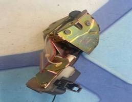 Замок багажника для VW Touareg 1 (2002-2007)  запчасти бу