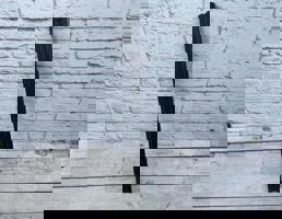 Уплотнитель стекла для VW Tiguan 1 (2007-2011)  запчасти бу