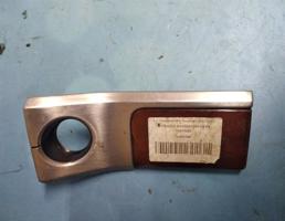 Накладка декоративная на торпедо для VW Touareg 1 (2002-2007)  запчасти бу