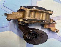 Масляный насос для Audi A3 / 8P1 (2003-2013)  запчасти бу