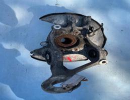 Кулак поворотный задний правый для Audi A4 / B8 (2007-2015)  запчасти бу