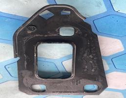 Кронштейн усилителя бампера правый для Audi A4 / B8 (2007-2015)  запчасти бу