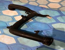 Трубка турбины для Audi A3 / 8P1 (2003-2013)  запчасти бу