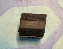 Кнопка стеклоподъемника для Audi A8 / D2 / 4D (1994-1998)  запчасти бу