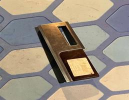 Накладка декоративная на торпедо для VW Touareg 1 (2002-2007)  запчасти бу