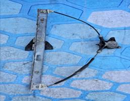 Стеклоподъемник передний правый для Mazda 3 BK (2002-2009)  запчасти бу