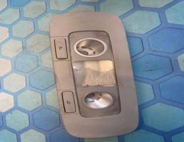 Плафон освещения салона для VW Passat B6 (2005-2010)  запчасти бу